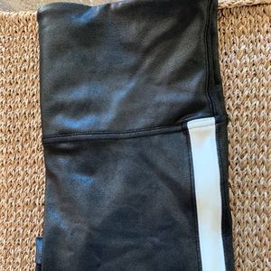 Brand new Spanx Leggings. Size Large.